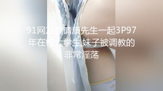 洗浴中心内部员工偷拍几个白白嫩嫩的美女洗澡泡汤